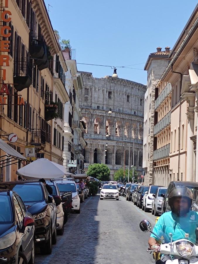 Appartamento 150 M Dal Colosseo - Minerva Roma